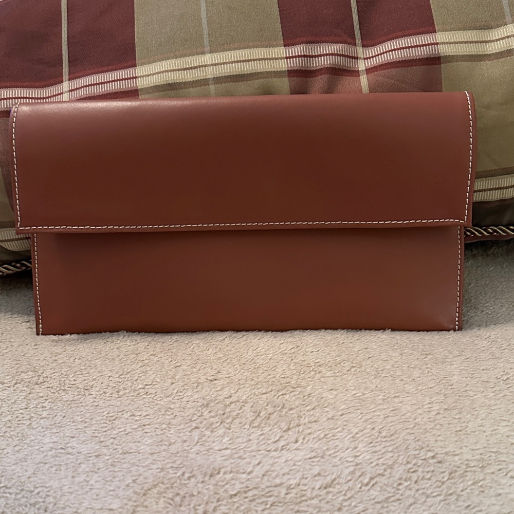 Vittoria Napoli Elegant Brown Leather Clutch